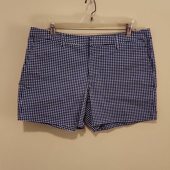 Tommy Hilfiger 5" Plaid Chino Shorts Size 14 - Picture 1 of 11